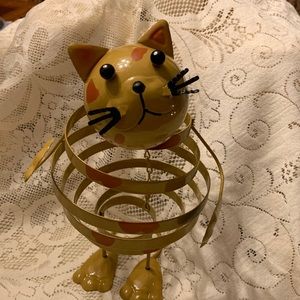 The best Slinky Metal Cat Home Decor